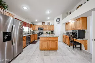 5745 W Mariposa Grande Ln, Glendale, AZ 85310 - Photo 12