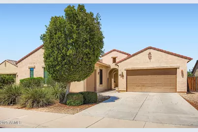 16192 W Berkeley Road, Goodyear, AZ 85395 - Photo 2