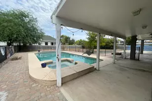 702 W Why Worry Ln, Phoenix, AZ 85021 - Photo 40