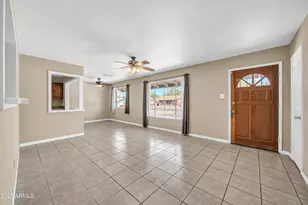 3221 W Sells Dr, Phoenix, AZ 85017 - Photo 12