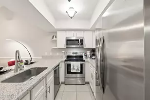 8004 N 32nd Dr, Phoenix, AZ 85051 - Photo 6