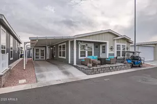 650 N Hawes Road N, Mesa, AZ 85207 - Photo 1