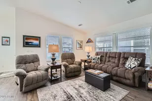 650 N Hawes Road N, Mesa, AZ 85207 - Photo 2