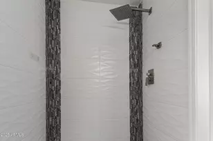 3336 E Earll Dr, Phoenix, AZ 85018 - Photo 24