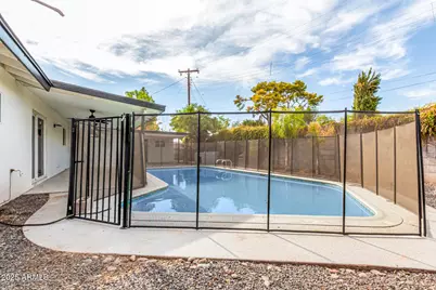 3336 E Earll Drive, Phoenix, AZ 85018 - Photo 36