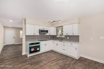 4231 W El Camino Drive, Phoenix, AZ 85051 - Photo 16