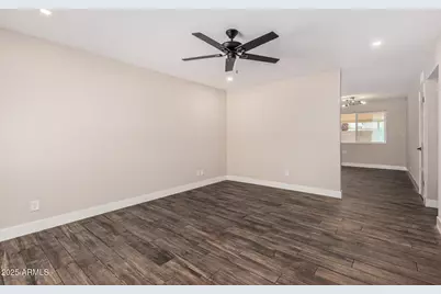 4231 W El Camino Drive, Phoenix, AZ 85051 - Photo 12