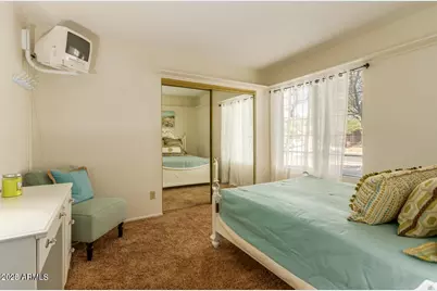 2221 W Rockwell Drive, Chandler, AZ 85224 - Photo 10