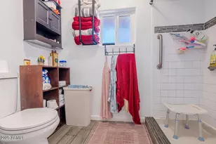 16008 N 70th Ave, Peoria, AZ 85382 - Photo 14