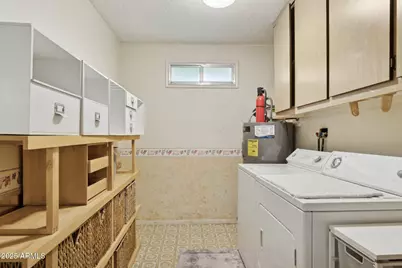 19033 N Signal Butte Circle, Sun City, AZ 85373 - Photo 24