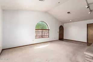 13036 N 36th St, Phoenix, AZ 85032 - Photo 8