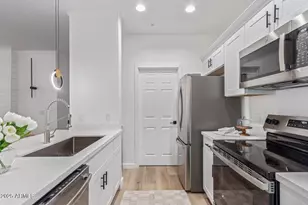 5401 E Van Buren St, Phoenix, AZ 85008 - Photo 8