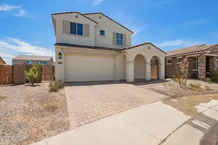 17605 W Colter St, Litchfield Park, AZ 85340 - Photo 2
