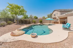 2911 E Quiet Hollow Ln, Phoenix, AZ 85024 - Photo 2
