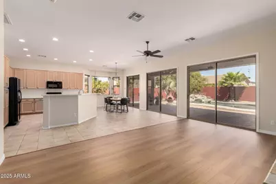 22321 N 79th Drive, Peoria, AZ 85383 - Photo 12