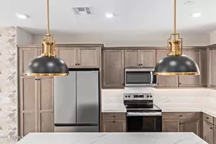 2121 W Sonoran Desert Dr W, Phoenix, AZ 85085 - Photo 34