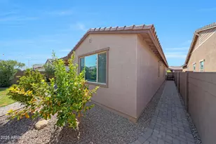 98 E Leo Pl, Chandler, AZ 85249 - Photo 34