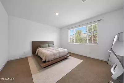 98 E Leo Place, Chandler, AZ 85249 - Photo 16