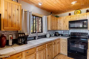 2796 Chandelle Ln, Overgaard, AZ 85933 - Photo 16