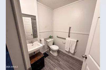 8401 N 67th Avenue #250, Glendale, AZ 85302 - Photo 10