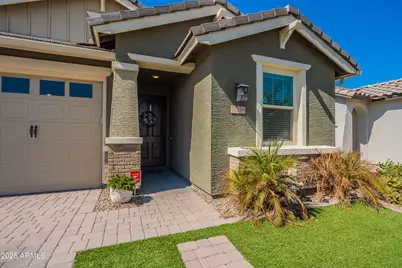 15258 W Latham Street, Goodyear, AZ 85338 - Photo 4