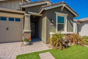 15258 W Latham St, Goodyear, AZ 85338 - Photo 4