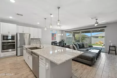 15258 W Latham Street, Goodyear, AZ 85338 - Photo 8