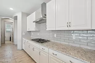 15258 W Latham St, Goodyear, AZ 85338 - Photo 12