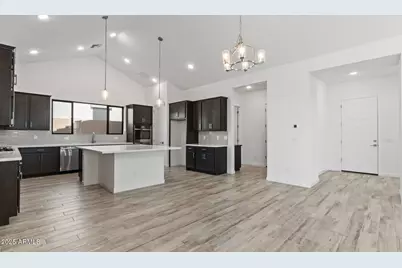 20421 W Rovey Avenue, Buckeye, AZ 85396 - Photo 8