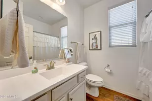 2306 E Branham Ln, Phoenix, AZ 85042 - Photo 6