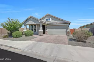 2306 E Branham Ln, Phoenix, AZ 85042 - Photo 2