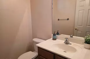 1162 E Springfield Pl, Chandler, AZ 85286 - Photo 4