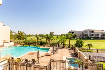 8 Biltmore Estate #202, Phoenix, AZ 85016 - Photo 20