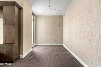 8 Biltmore Estate #202, Phoenix, AZ 85016 - Photo 14