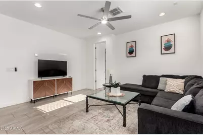 1511 W Corral Road, Phoenix, AZ 85041 - Photo 8