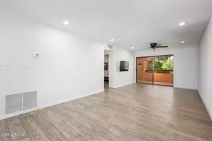 12212 N Paradise Vlg Pkwy S, Phoenix, AZ 85032 - Photo 8