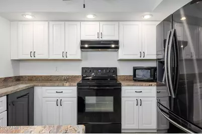 12212 N Paradise Village Parkway S #428, Phoenix, AZ 85032 - Photo 4