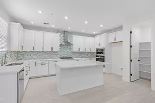 13359 W Eagle Feather Rd, Peoria, AZ 85383 - Photo 8