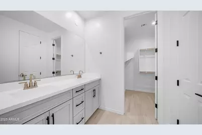 13362 W Eagle Feather Road, Peoria, AZ 85383 - Photo 22