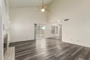 2901 E Woodland Dr, Phoenix, AZ 85048 - Photo 8