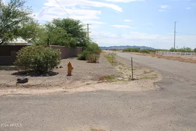 4245 N Roble Circle #5, Eloy, AZ 85131 - Photo 12