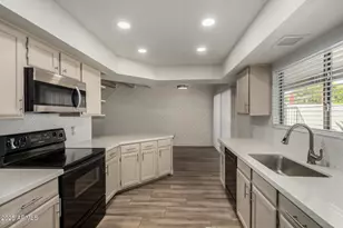 7056 W Morrow Dr, Glendale, AZ 85308 - Photo 18