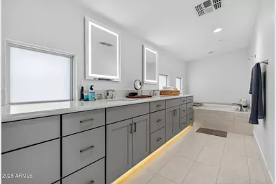 4525 N 40th Street #7, Phoenix, AZ 85018 - Photo 26