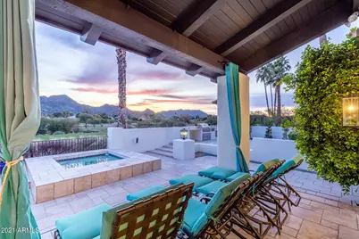 8672 N 64th Place, Paradise Valley, AZ 85253 - Photo 2