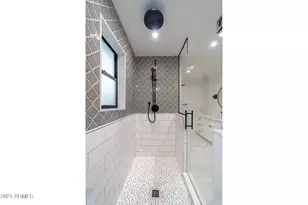 8672 N 64th Pl, Paradise Valley, AZ 85253 - Photo 20