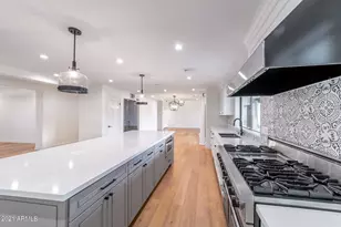 8672 N 64th Pl, Paradise Valley, AZ 85253 - Photo 12