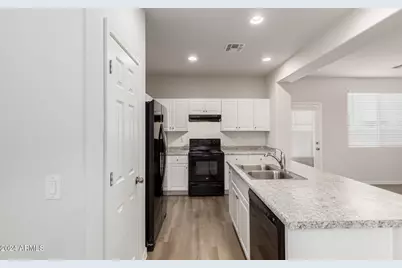 919 E Agua Fria Lane, Avondale, AZ 85323 - Photo 10