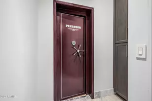 2001 N 1st Ave, Phoenix, AZ 85003 - Photo 42