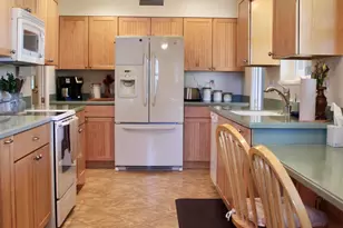 10931 W Peoria Ave, Sun City, AZ 85351 - Photo 6