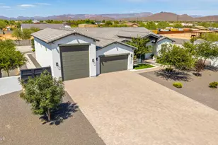 37227 N 11th Ave, Phoenix, AZ 85086 - Photo 2